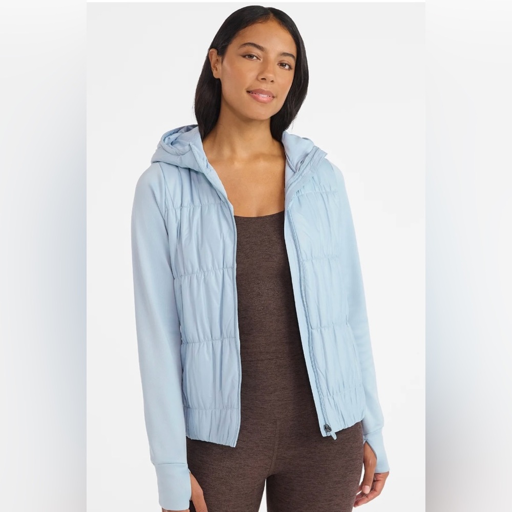 NWT Avia Light Blue Athletic Quilted Jacket w/ hood
